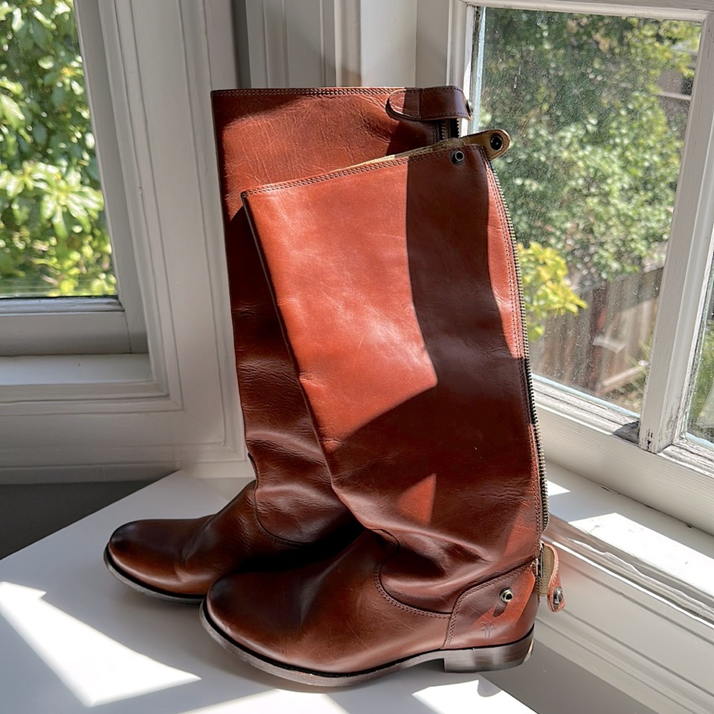 Frye Melissa button back zip tall leather riding boots size 6B